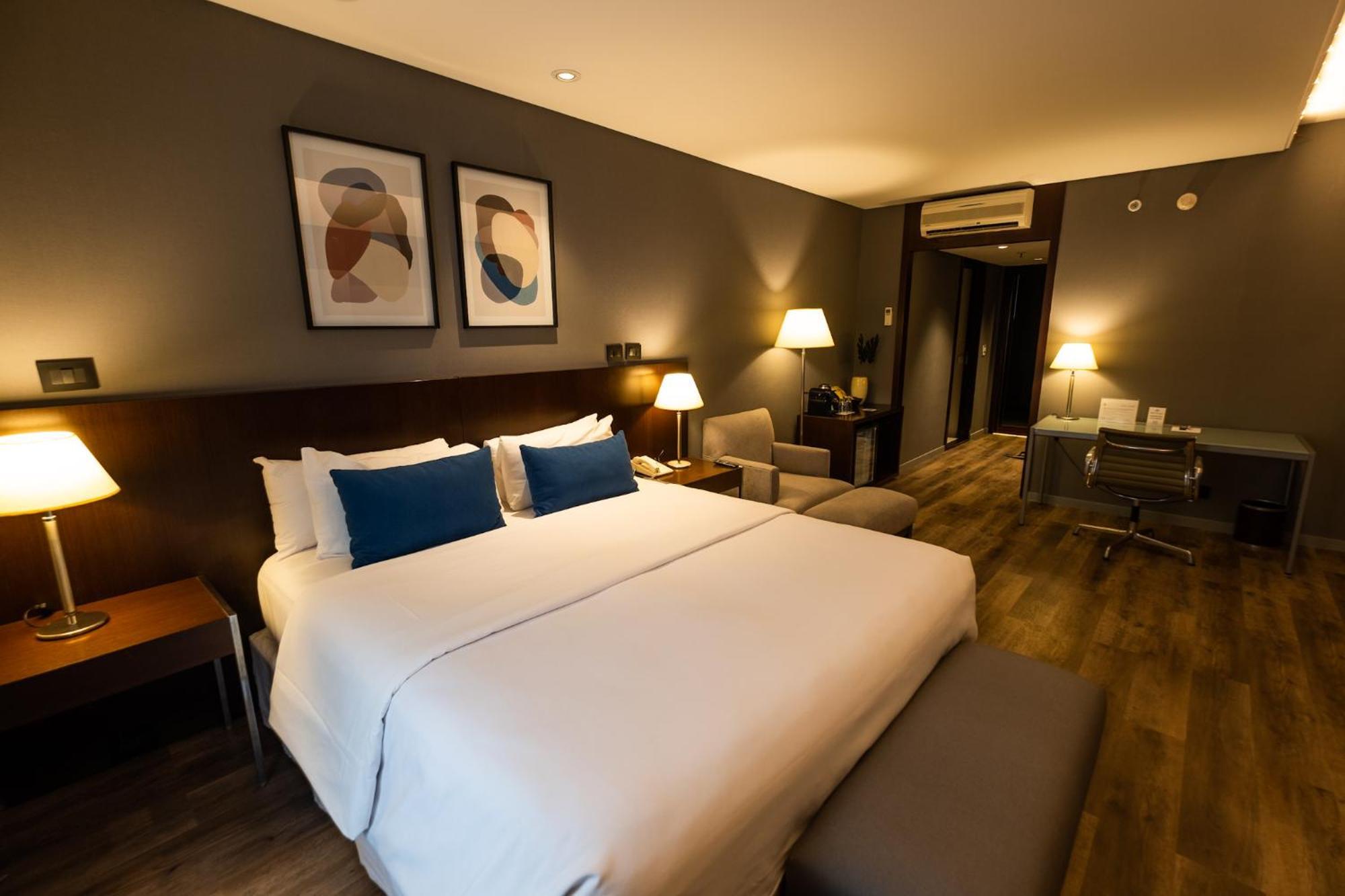 474 Hotel